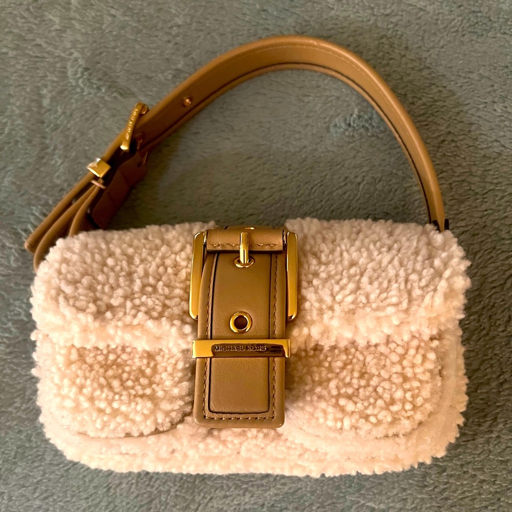 Brand New With Tags Michael Kors Colby Cream Shearling Shoulder Bag